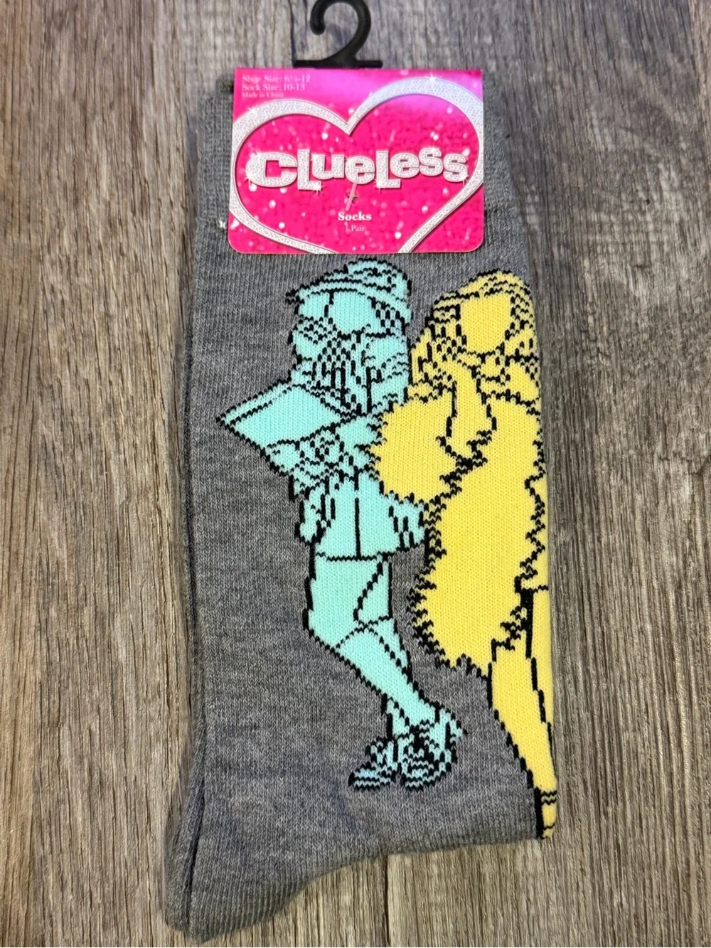Clueless Character Graphic Gray Socks with Yellow & Teal